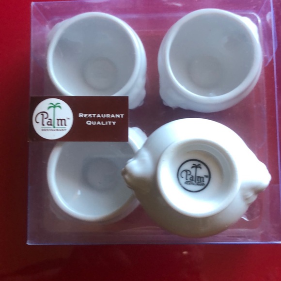 Set of Four Small Ramequins - Picture 3 of 3